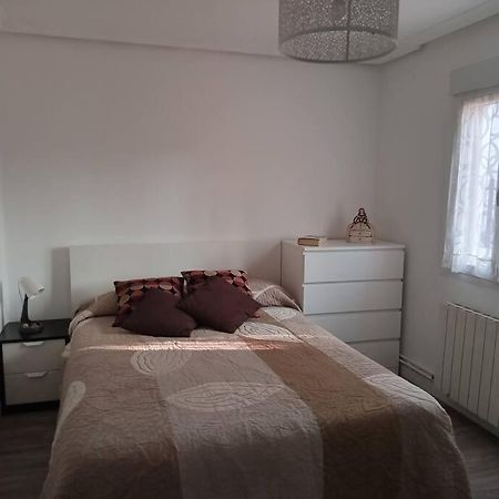 Preciosa Casa Bi-Familiar Al Lado De Donosti. Apartment Irun Bagian luar foto
