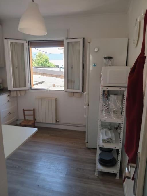 Preciosa Casa Bi-Familiar Al Lado De Donosti. Apartment Irun Bagian luar foto